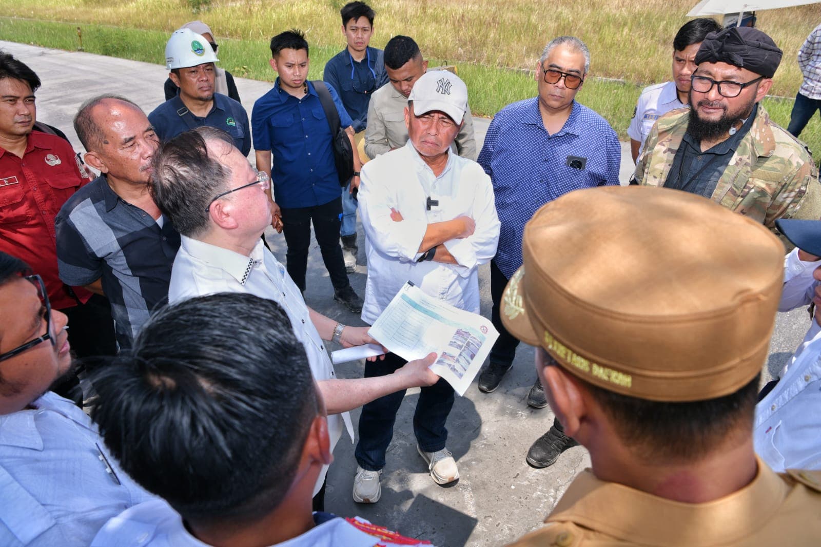 Pemprov Jabar Hentikan Operasional Tambang PT Mas Putih Belitung di Karawang. (Foto: Pemprov Jabar)