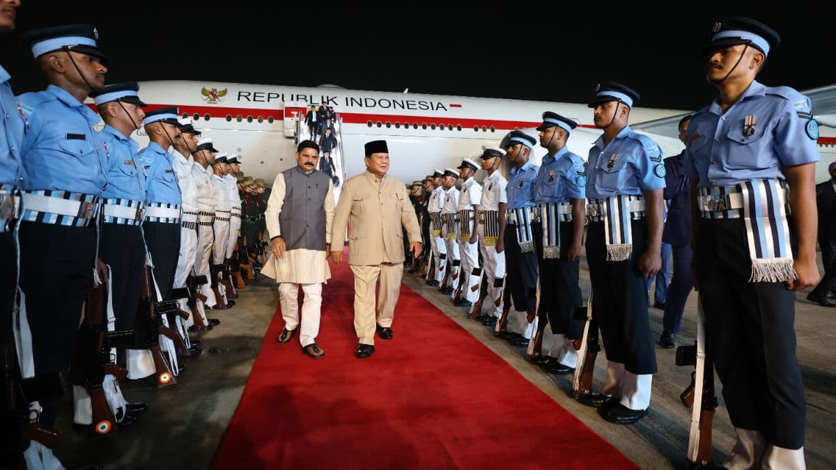 Prabowo Tiba di New Delhi, Siap Bawa Kepentingan Indonesia di KTT BRICS